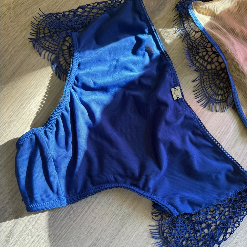 For love and lemons skivvies Bralette and undies lingerie size small - Picture 13 of 13